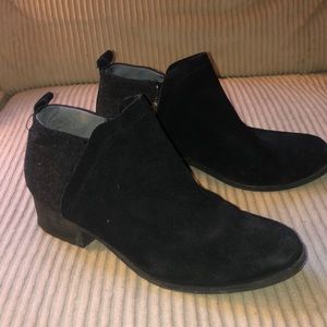 TOMS ankle booties